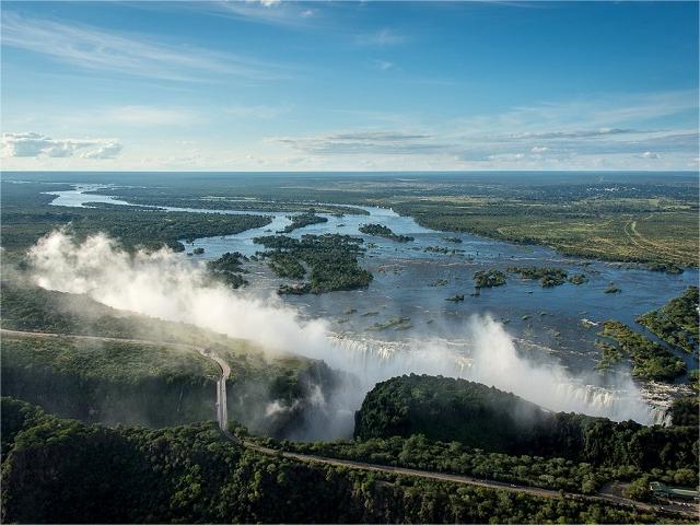 Geology of Victoria Falls – Breaking Up Is Hard To Do