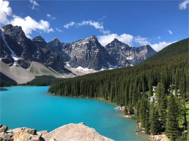 How to Get To Moraine Lake – Canada’s Turquoise Jewel