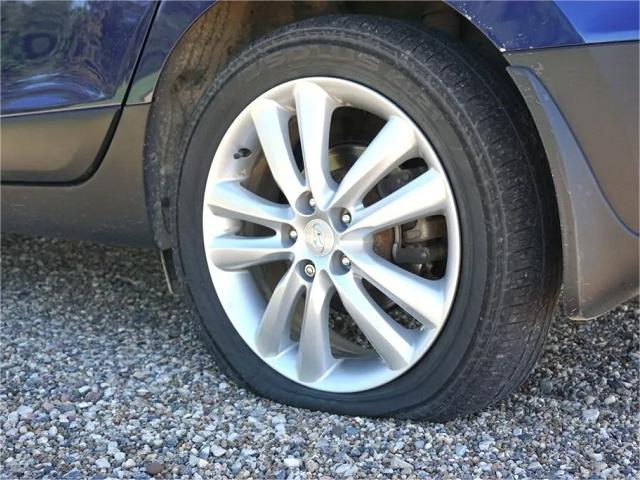 What To Do If You Have A Flat Tire and No Spare – Road Trip Lessons